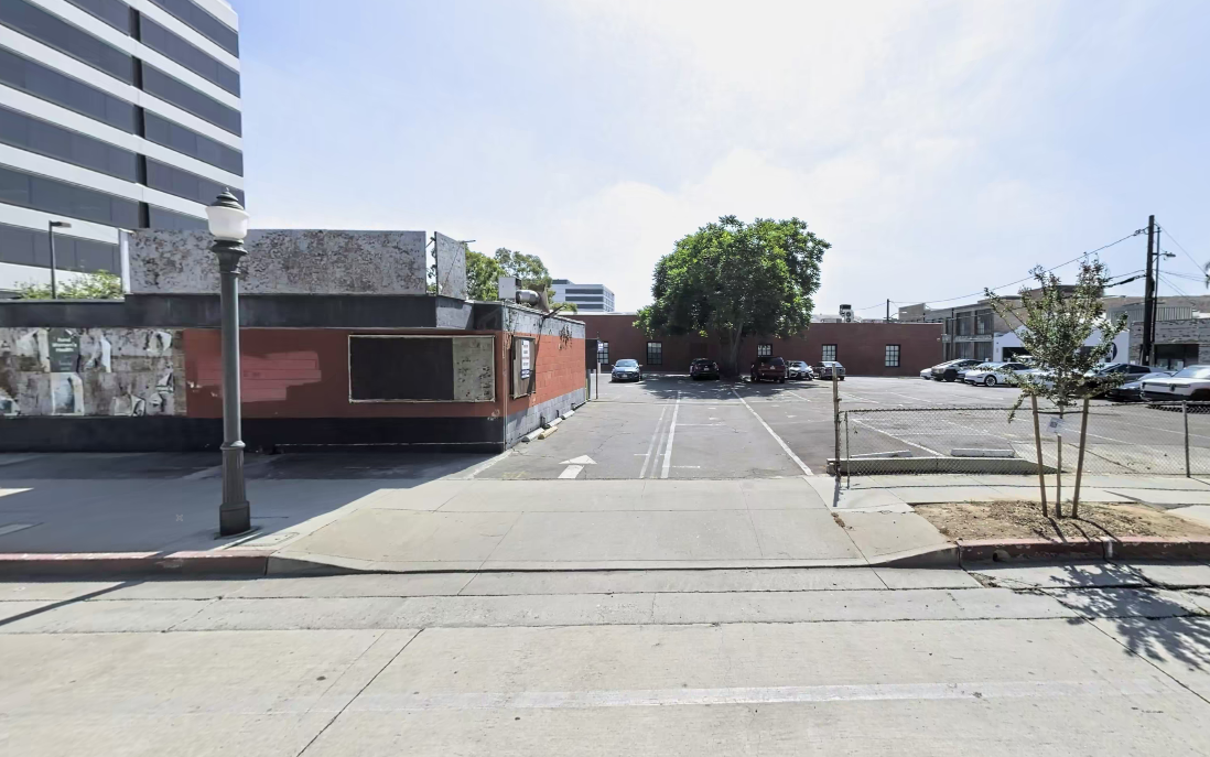 Photo of 40 N Pasadena Ave. - Lot