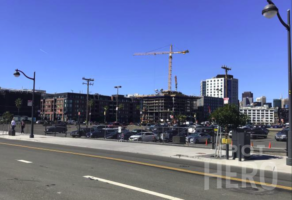 Oracle Park - Lot A / Pier 48 (SF Giants Official Parking)