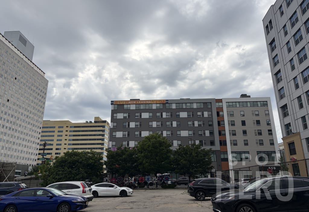 1364 Brandywine St. (523 N Broad St) - Spring Garden and Broad St Lot