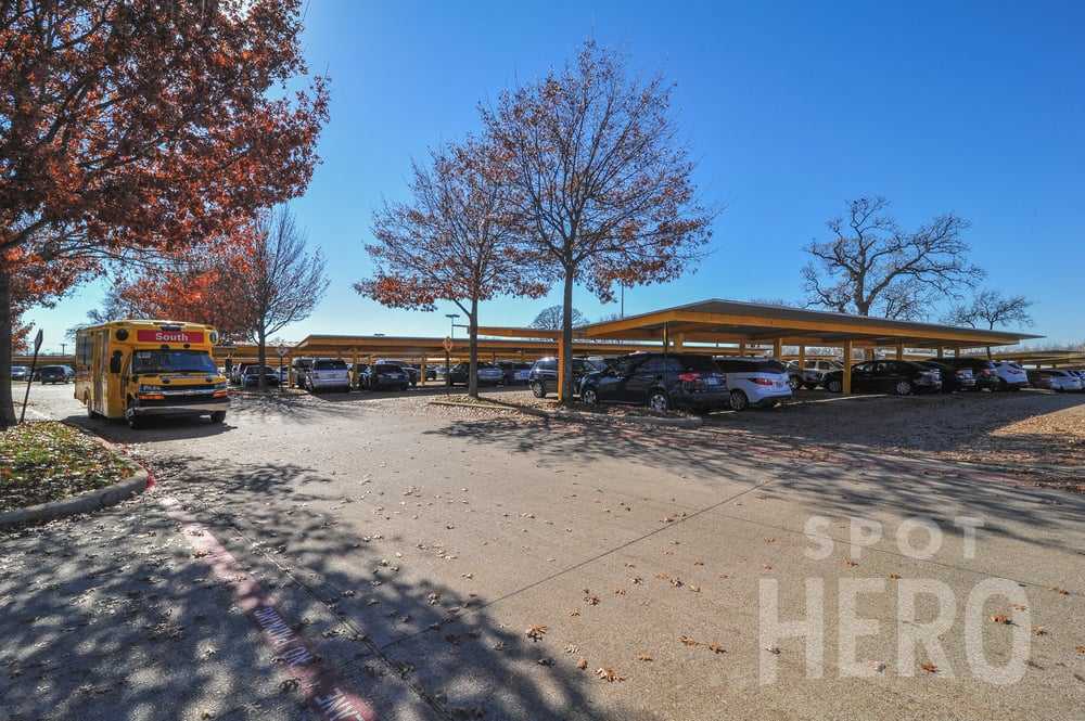 1945 Valley View Lane Parking