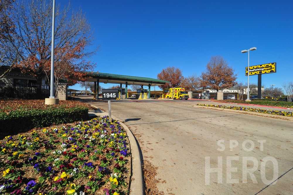 1945 Valley View Lane Parking