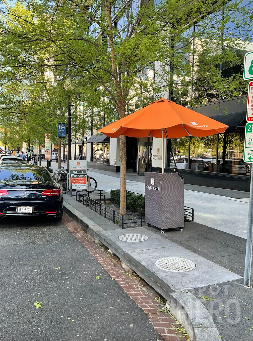 950 I Street Northwest Parking