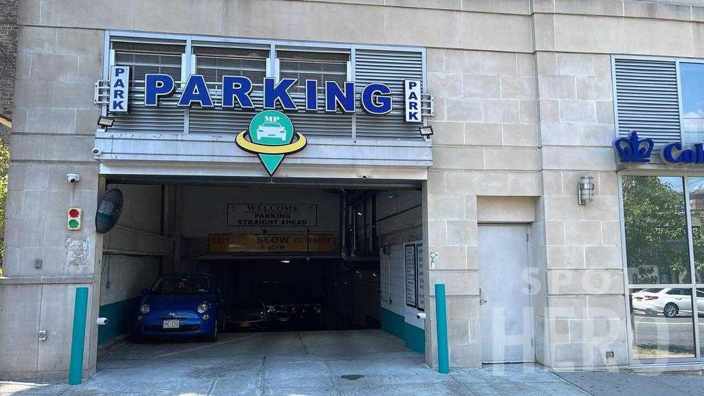 3050 Corlear Avenue Parking