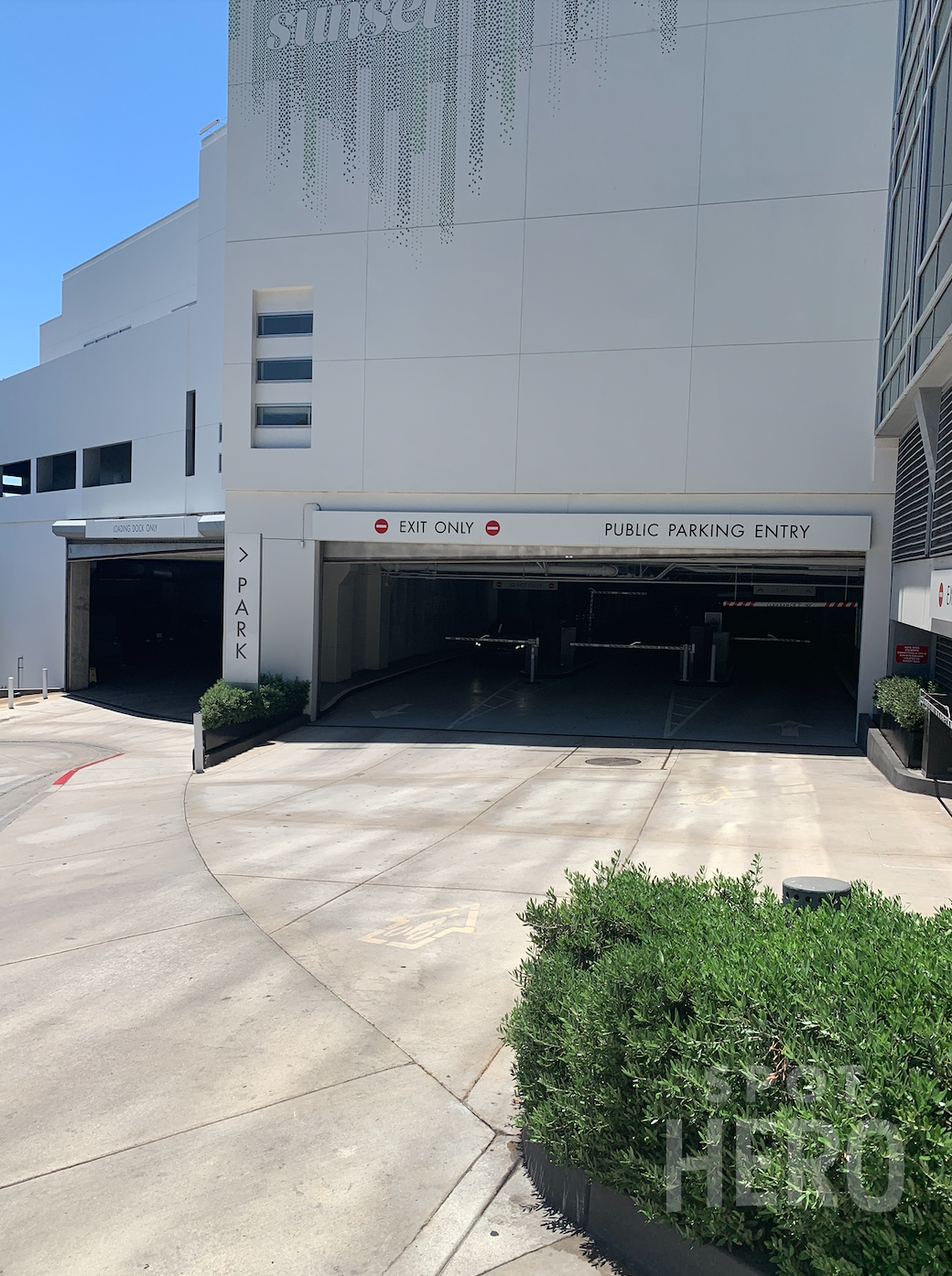 Beverly Center - Parking in Los Angeles