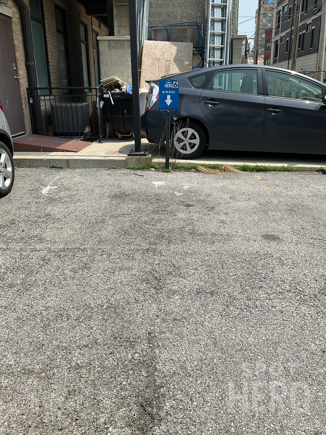 1135 West Chicago Avenue Parking