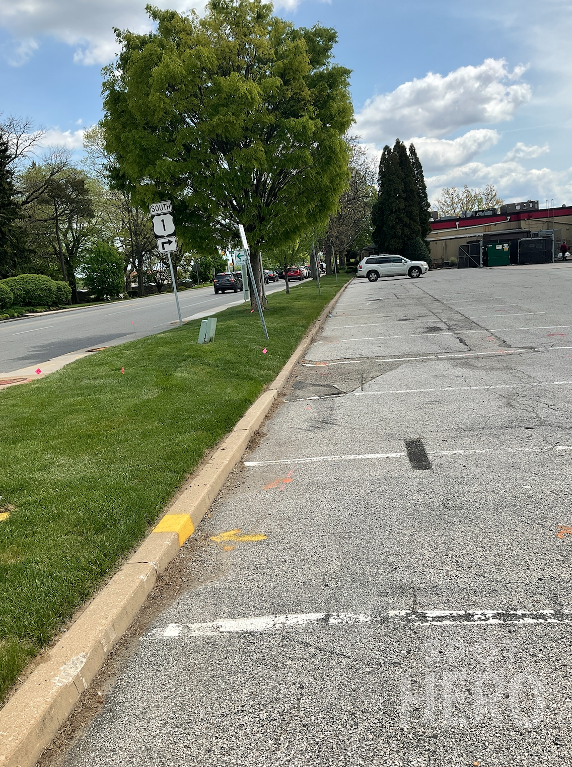 28 Belmont Avenue Parking