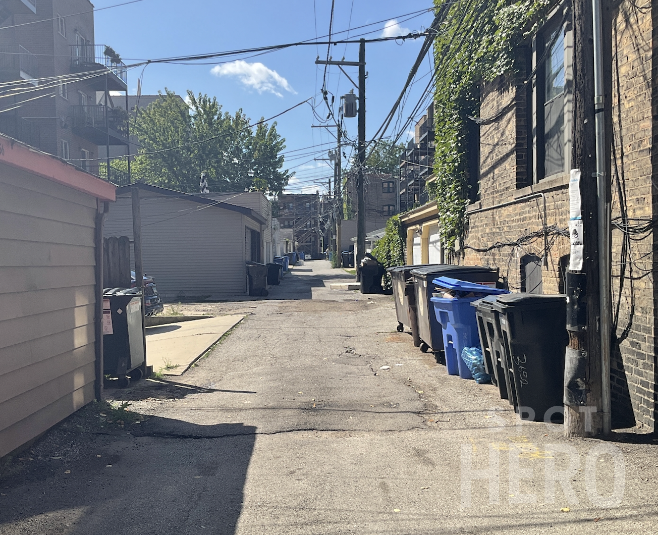 3619 North Wilton Avenue Parking