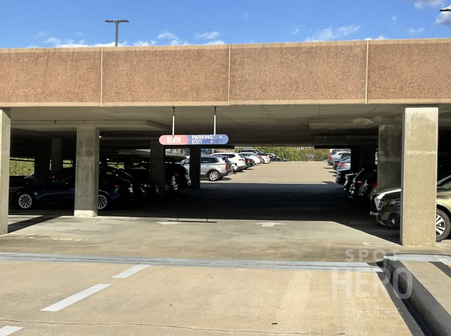 200 Galleria Parkway Southeast Parking