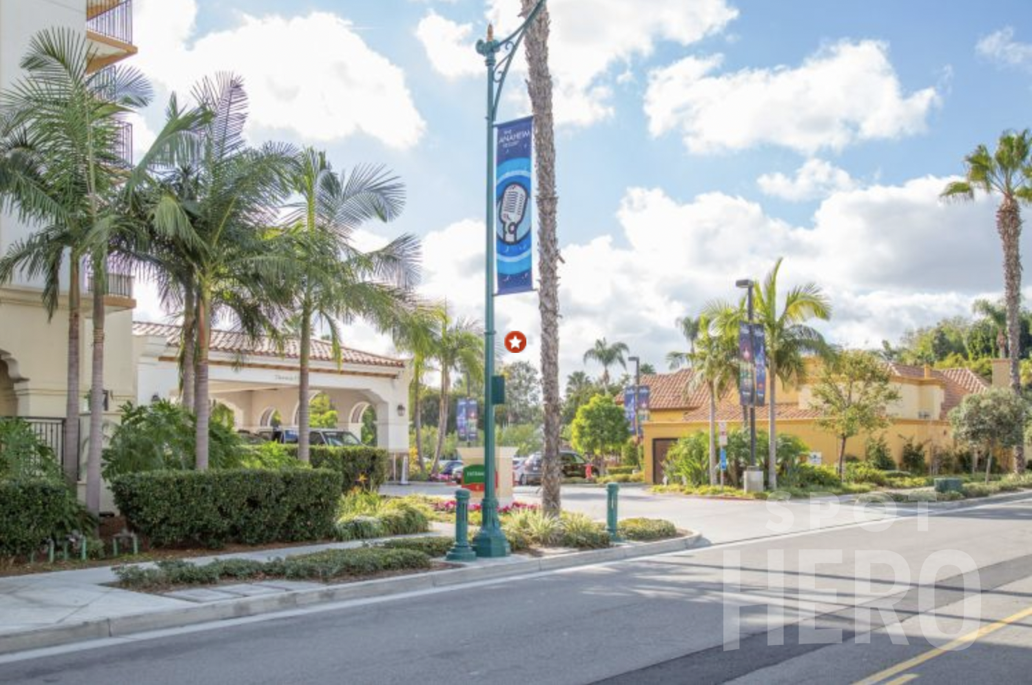 1420 Harbor Boulevard Parking