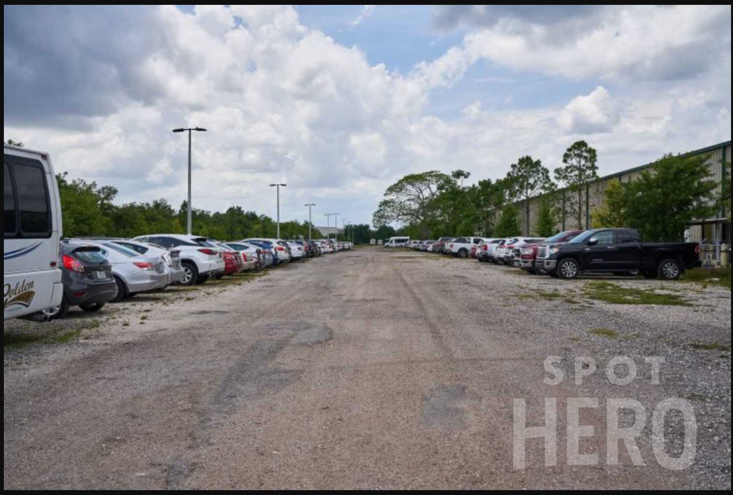 Orlando Airport Parking, Cheap MCO Deals