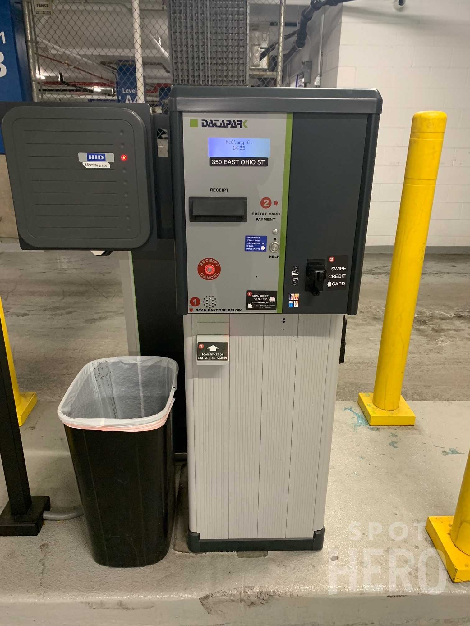 350 East Ohio Street Parking