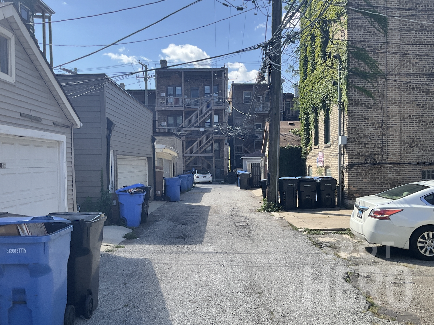 3619 North Wilton Avenue Parking
