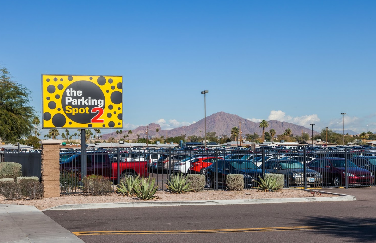 Sky Harbor Airport Parking | Daily Rates From $4 | SpotHero