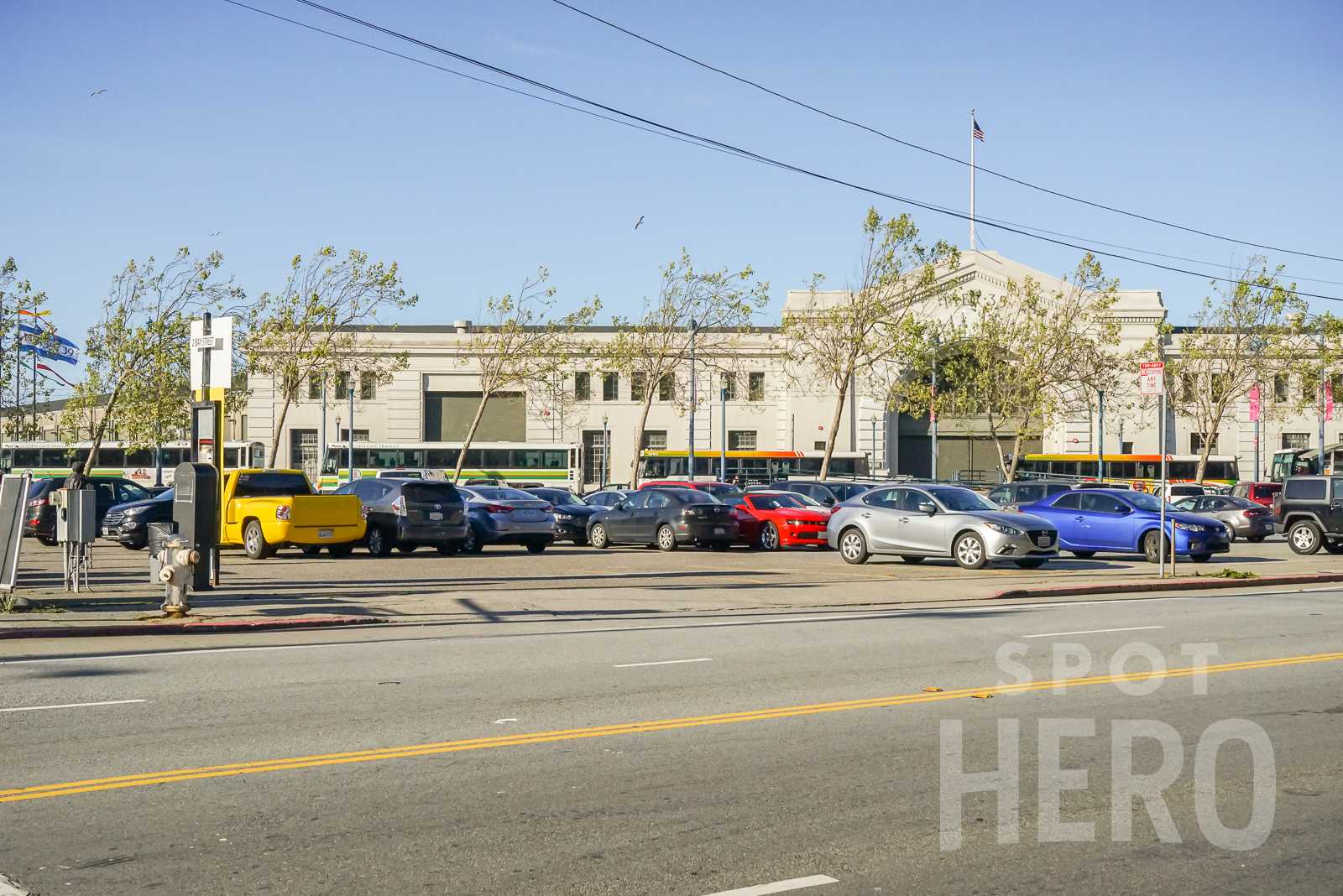 2 Bay Street Parking