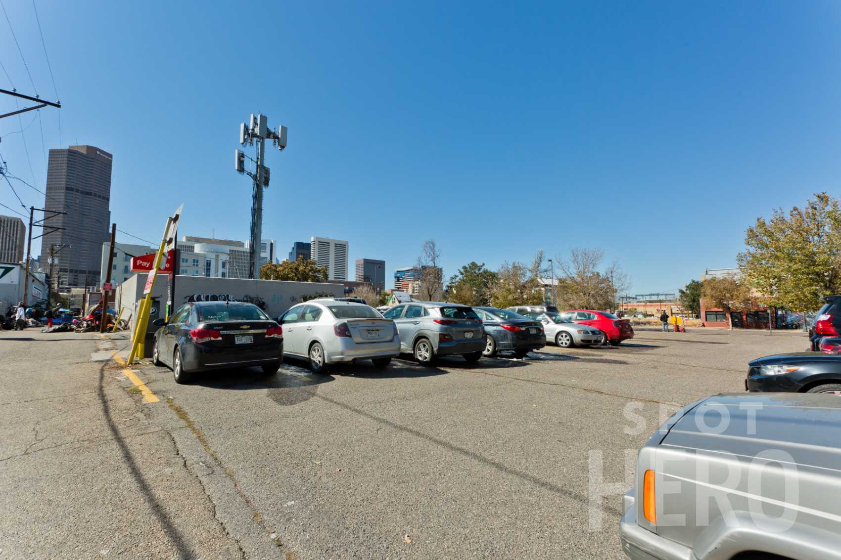 720 Park Avenue West Parking