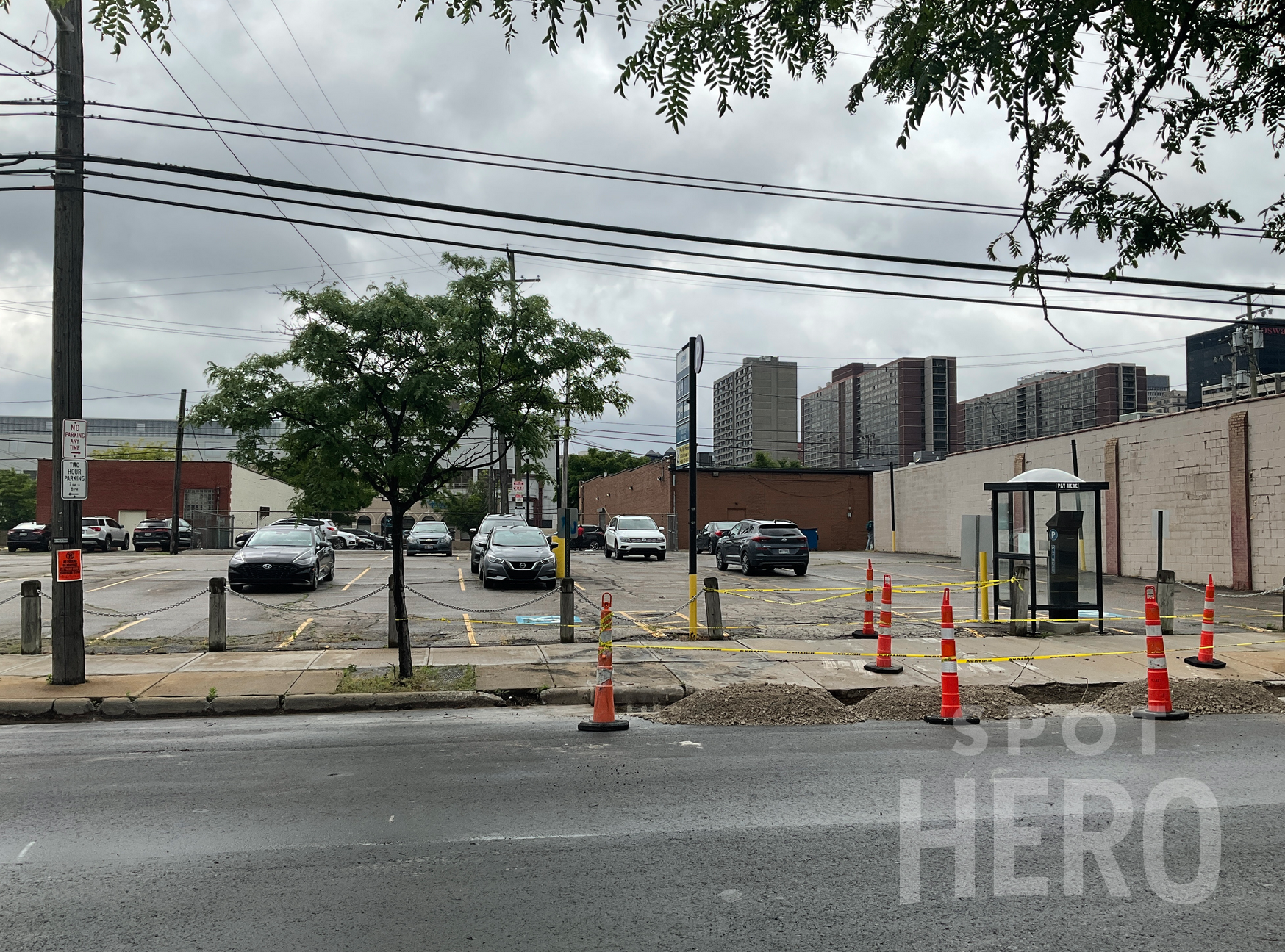 1514 Hamilton Avenue Parking