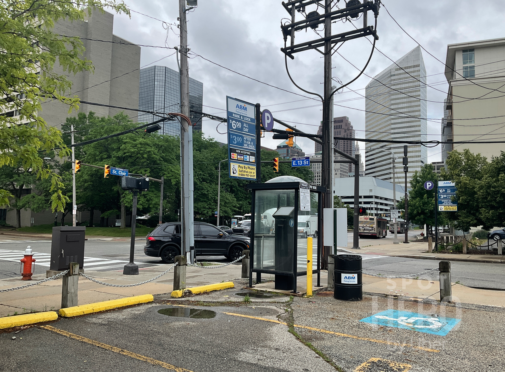 1417 Saint Clair Avenue Northeast Parking