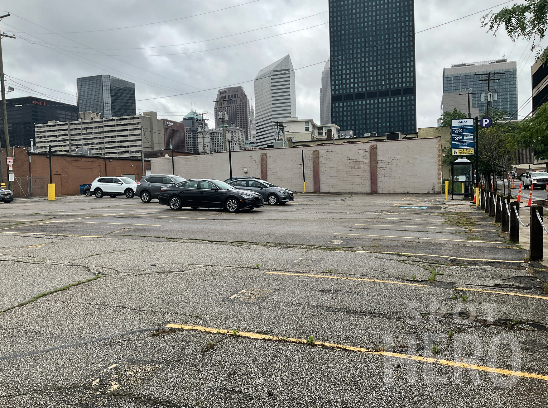 1514 Hamilton Avenue Parking