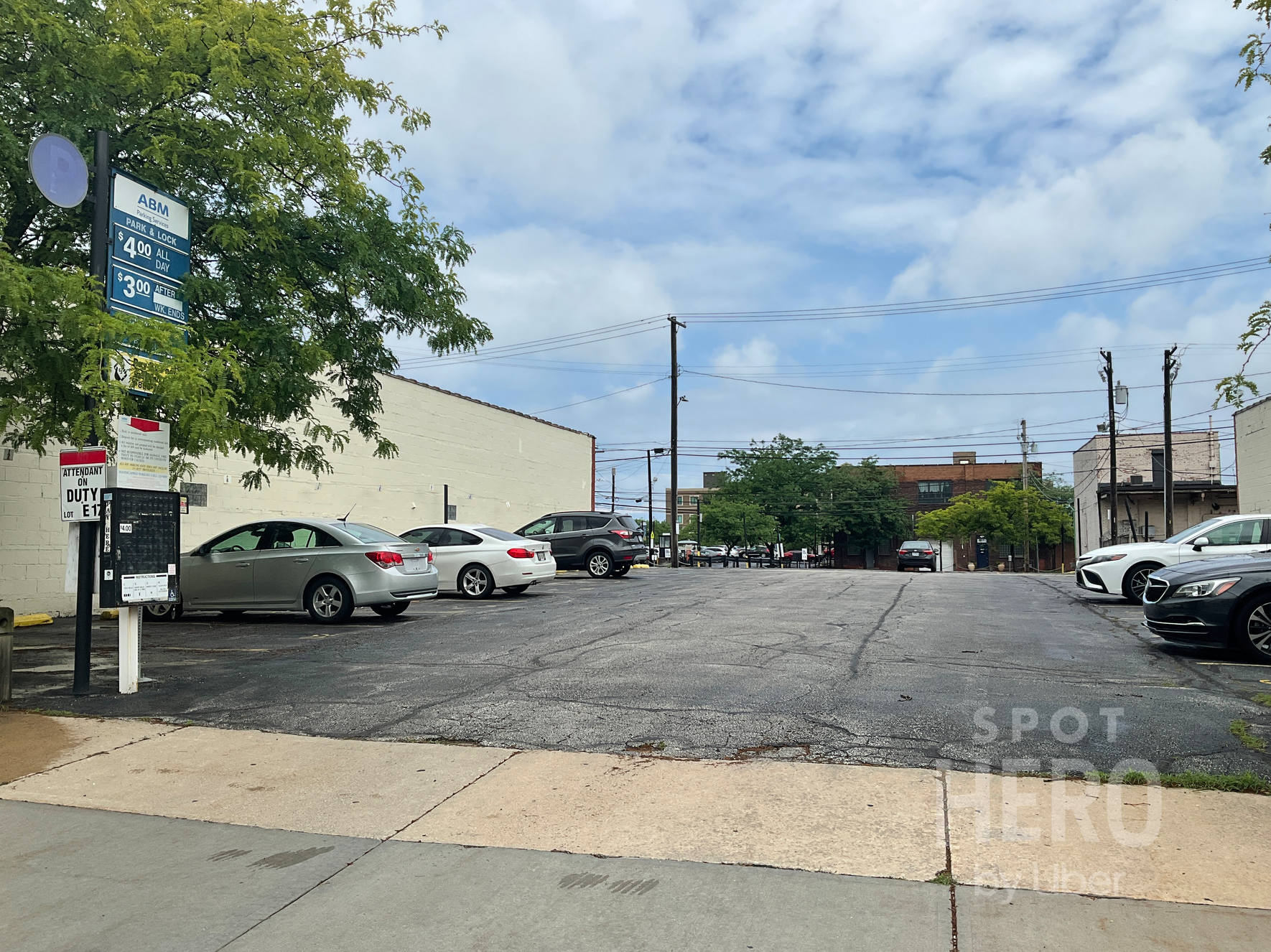 1535 Saint Clair Avenue Northeast Parking