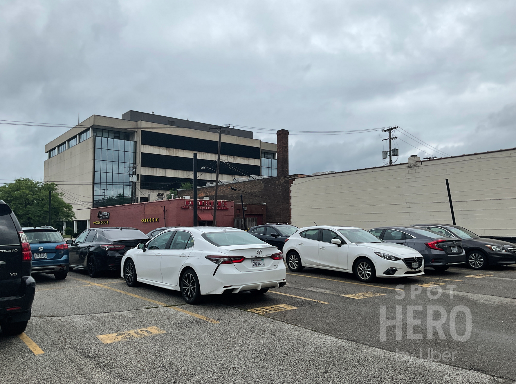 1417 Saint Clair Avenue Northeast Parking