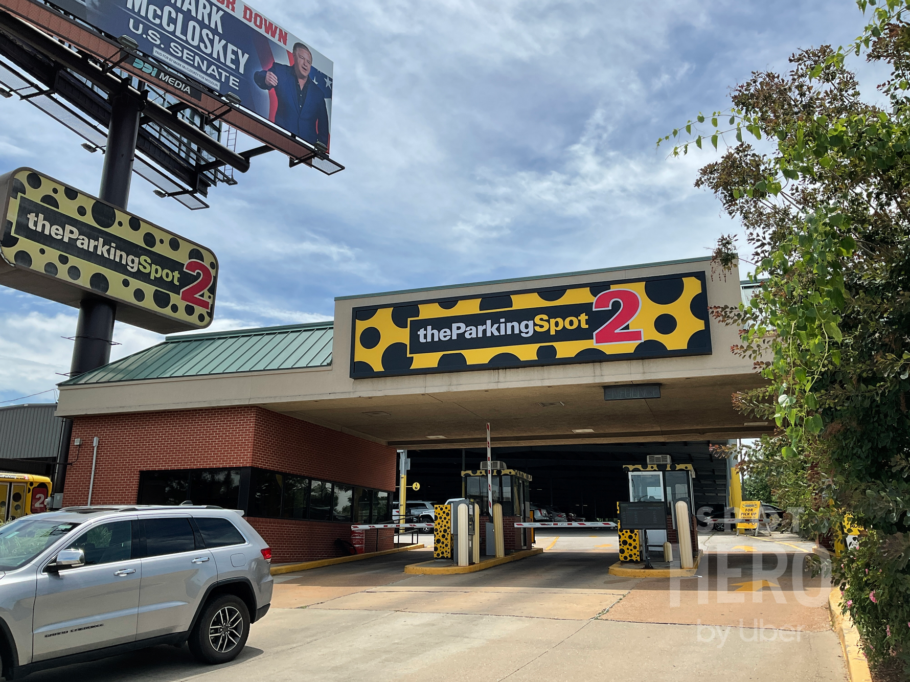 10486 Natural Bridge Road Parking