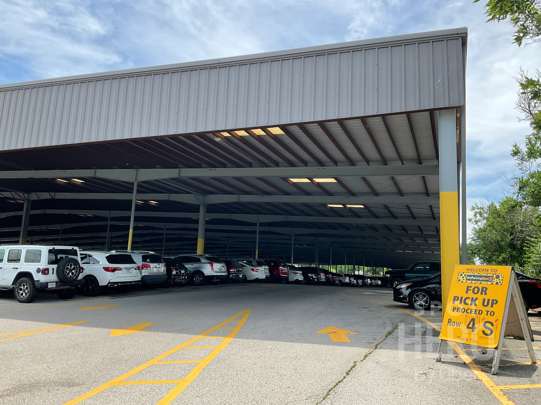 10486 Natural Bridge Road Parking