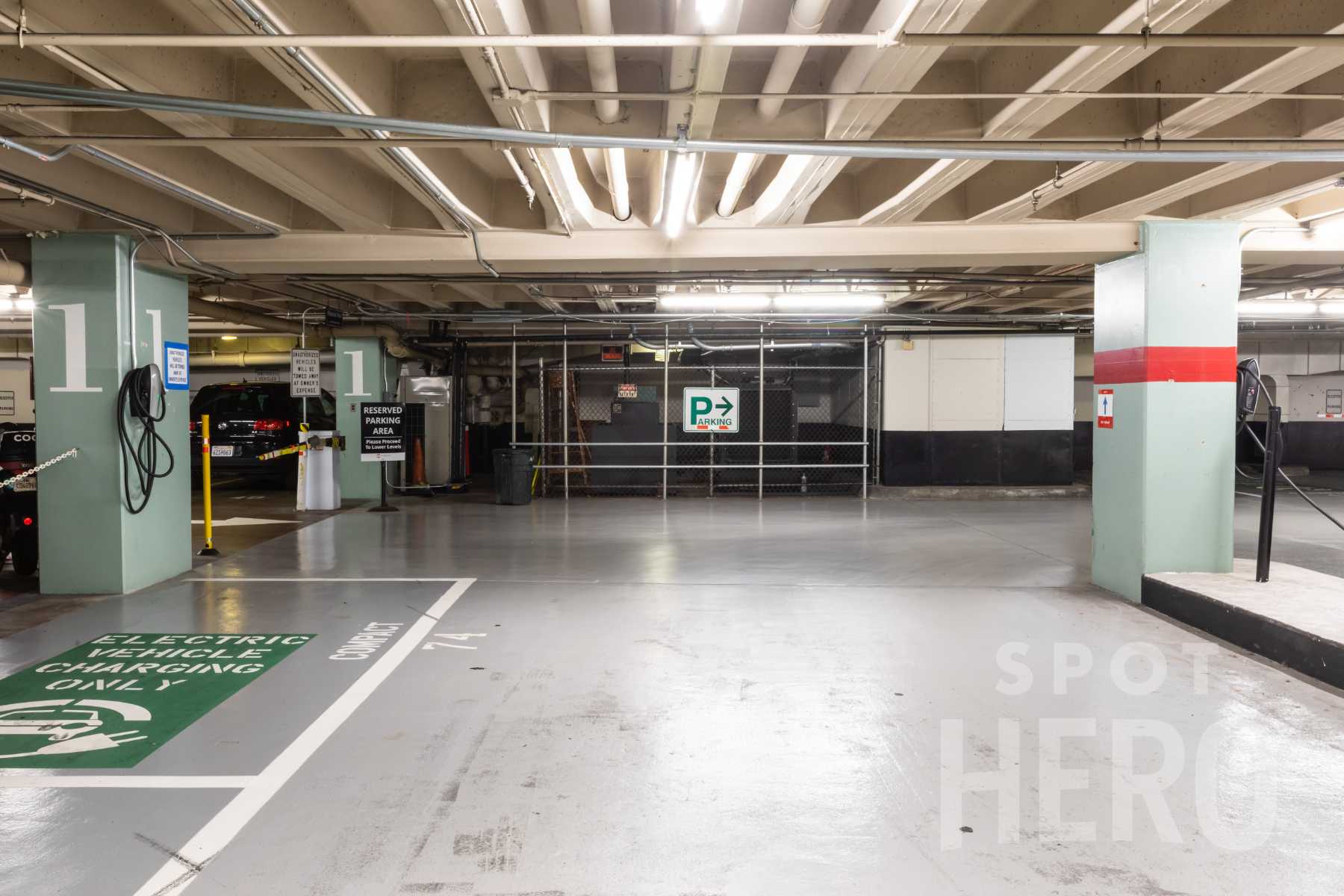 1101 California Street Parking