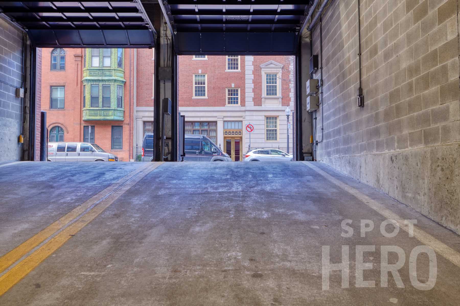 15 Warren Avenue Parking