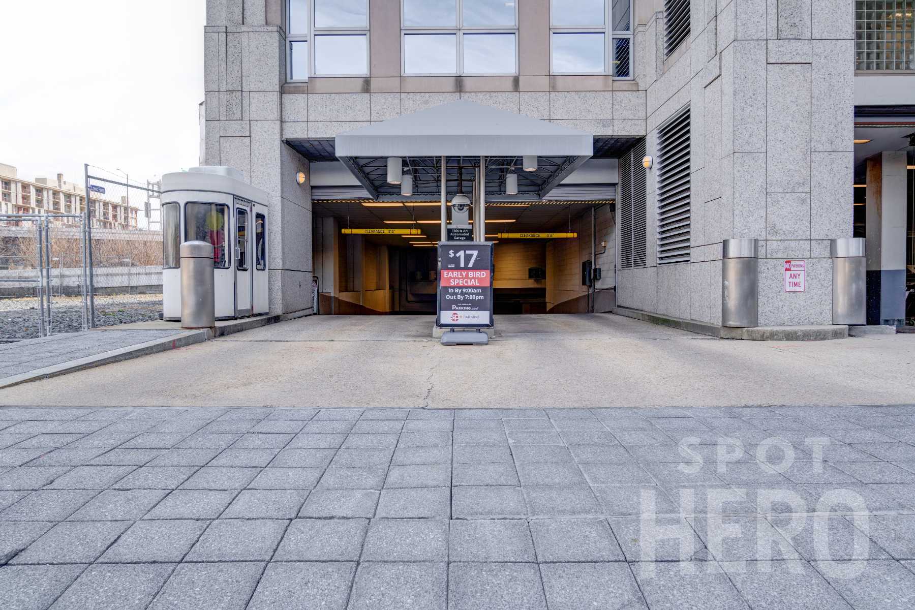 250 E Street Southwest Parking