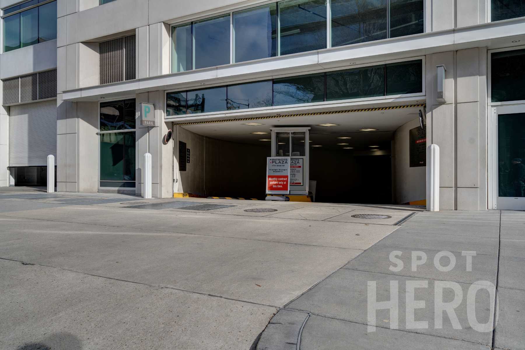 420 4th Street Southwest Parking