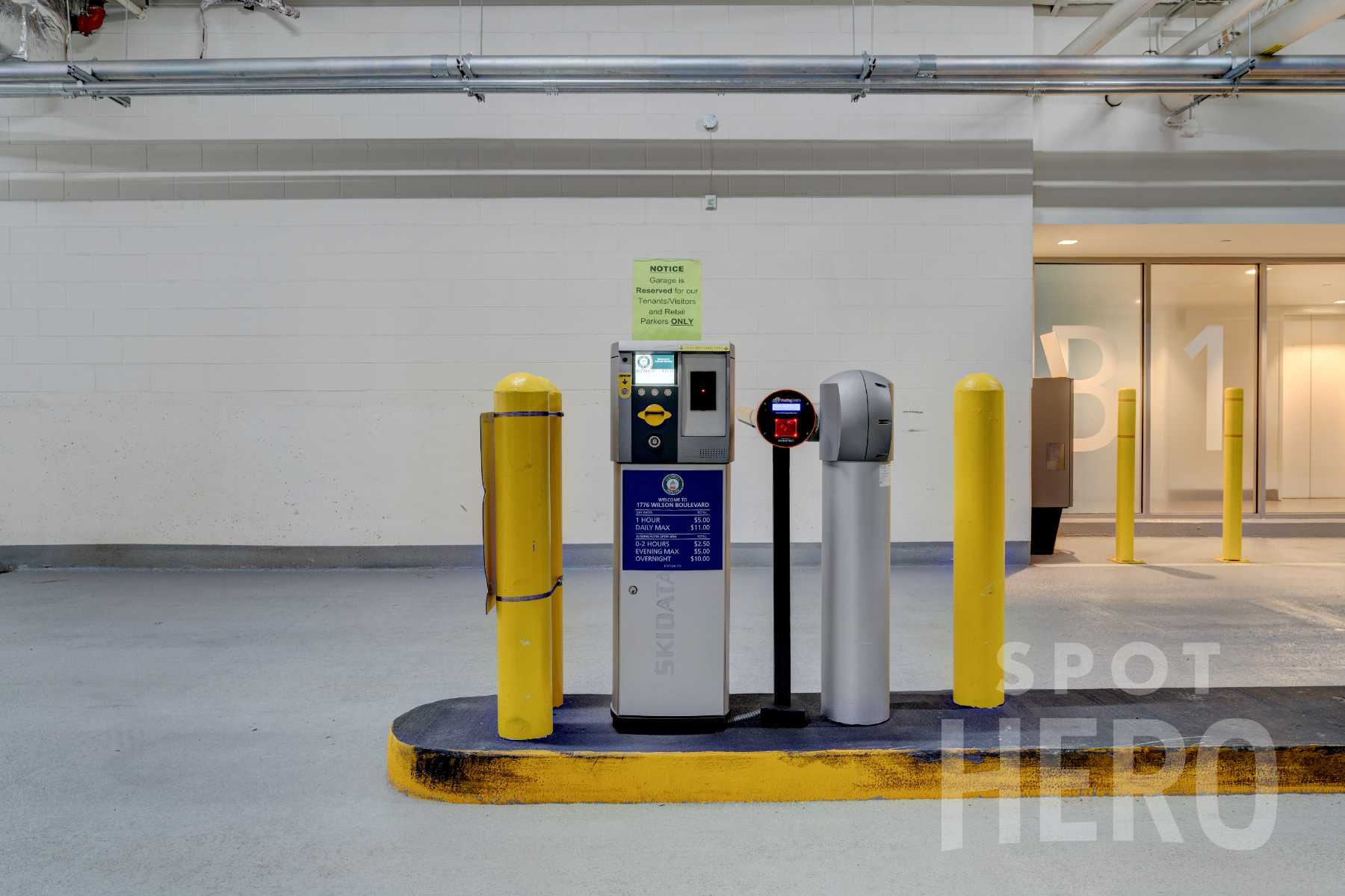 1776 Wilson Boulevard Parking