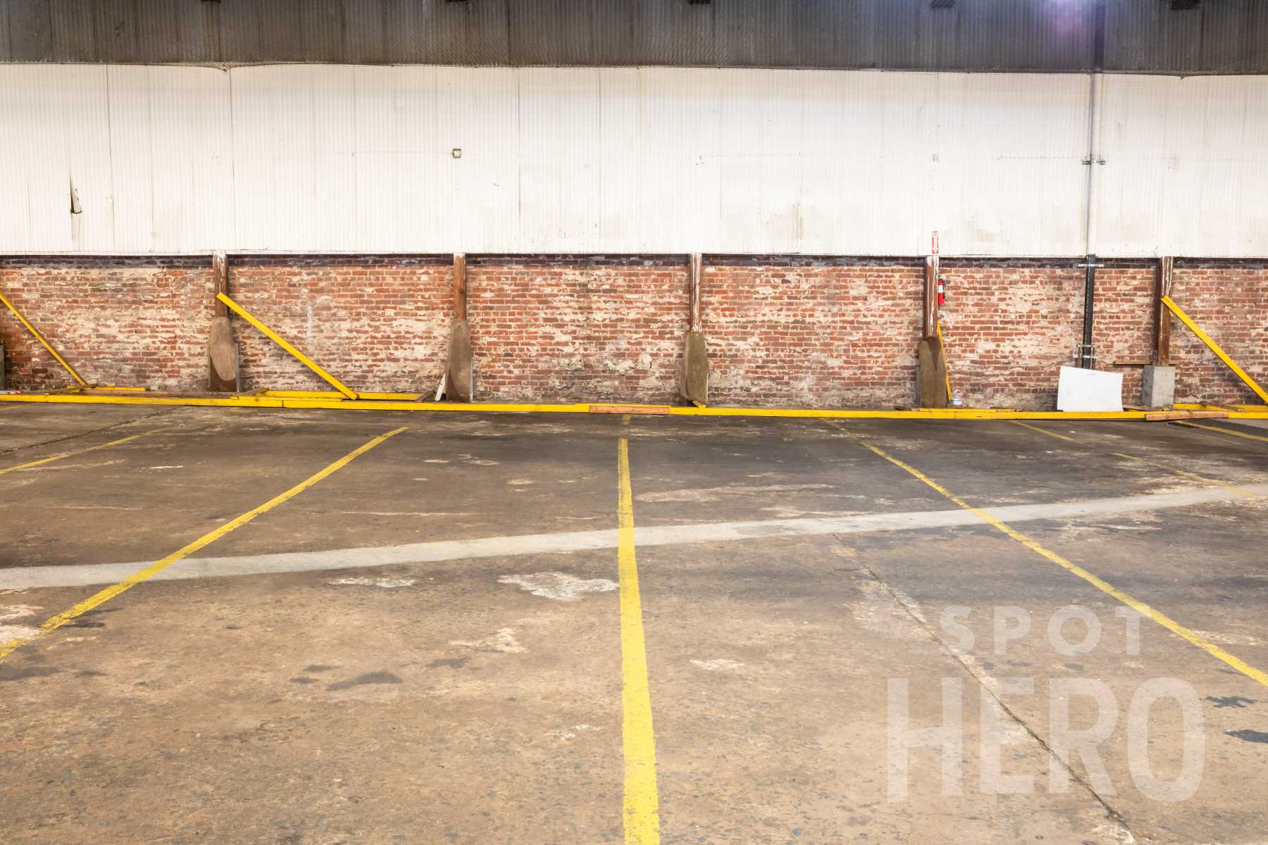 136 Townsend Street Parking