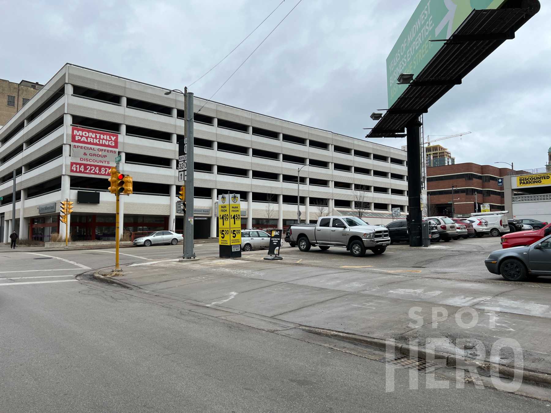 792 North Broadway Parking