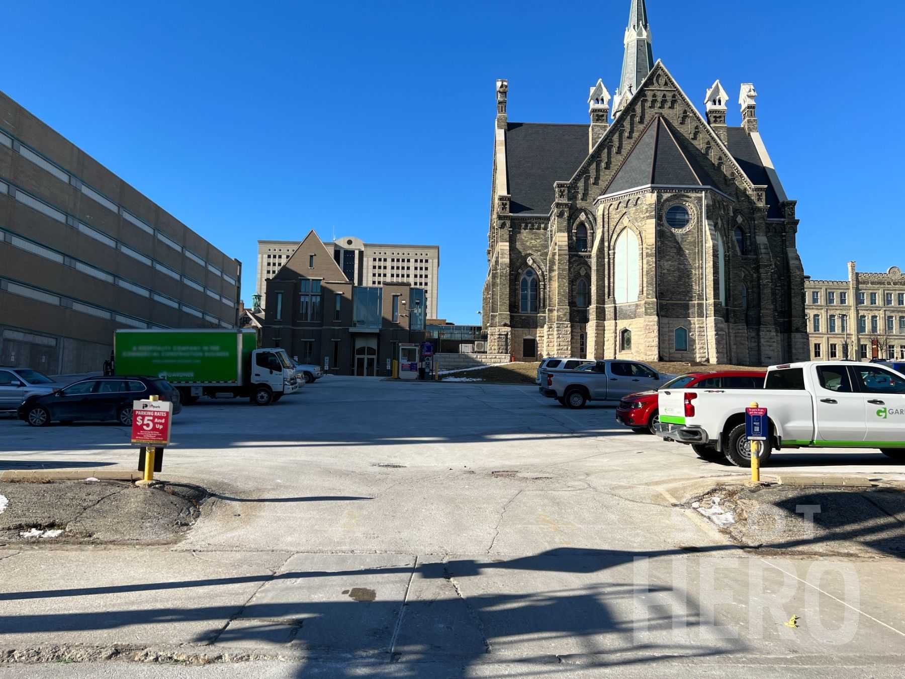 1075 North 8th Street Parking