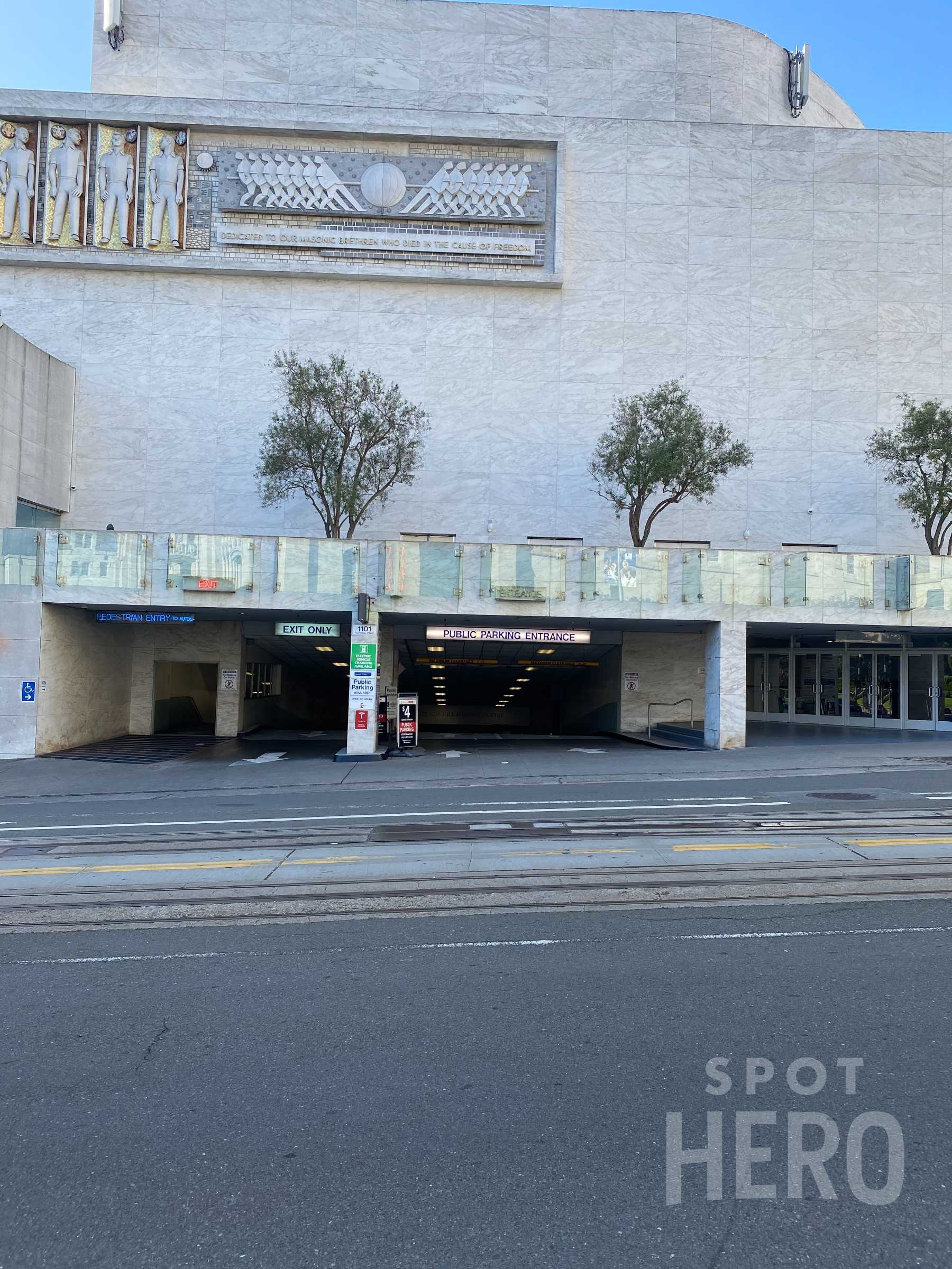 1101 California Street Parking