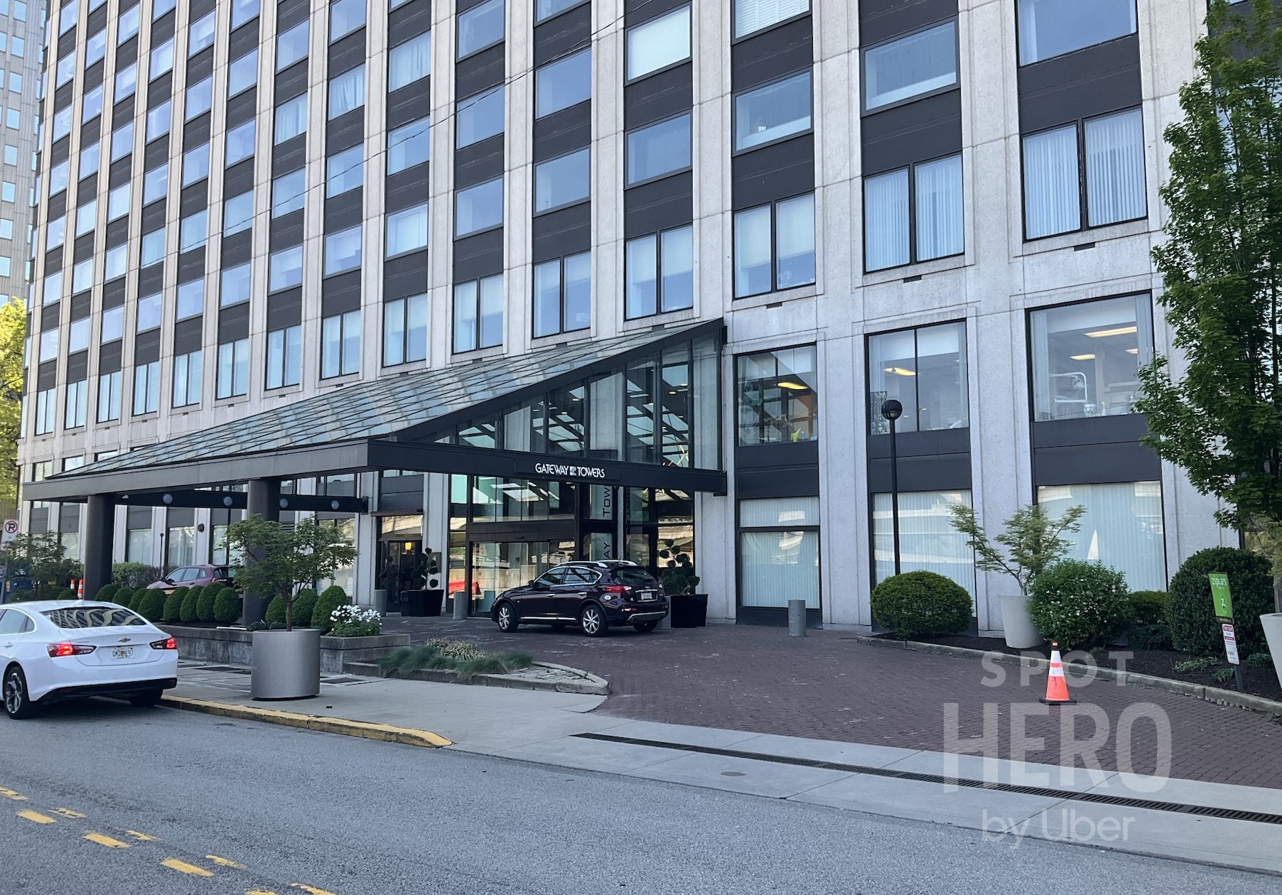 320 Fort Duquesne Boulevard Parking