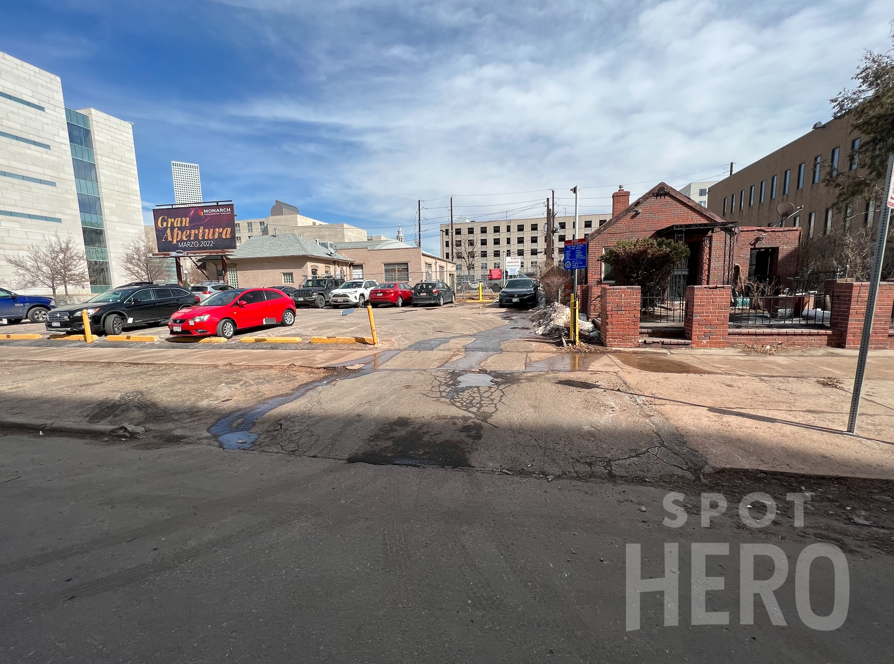 1360 Fox Street Parking
