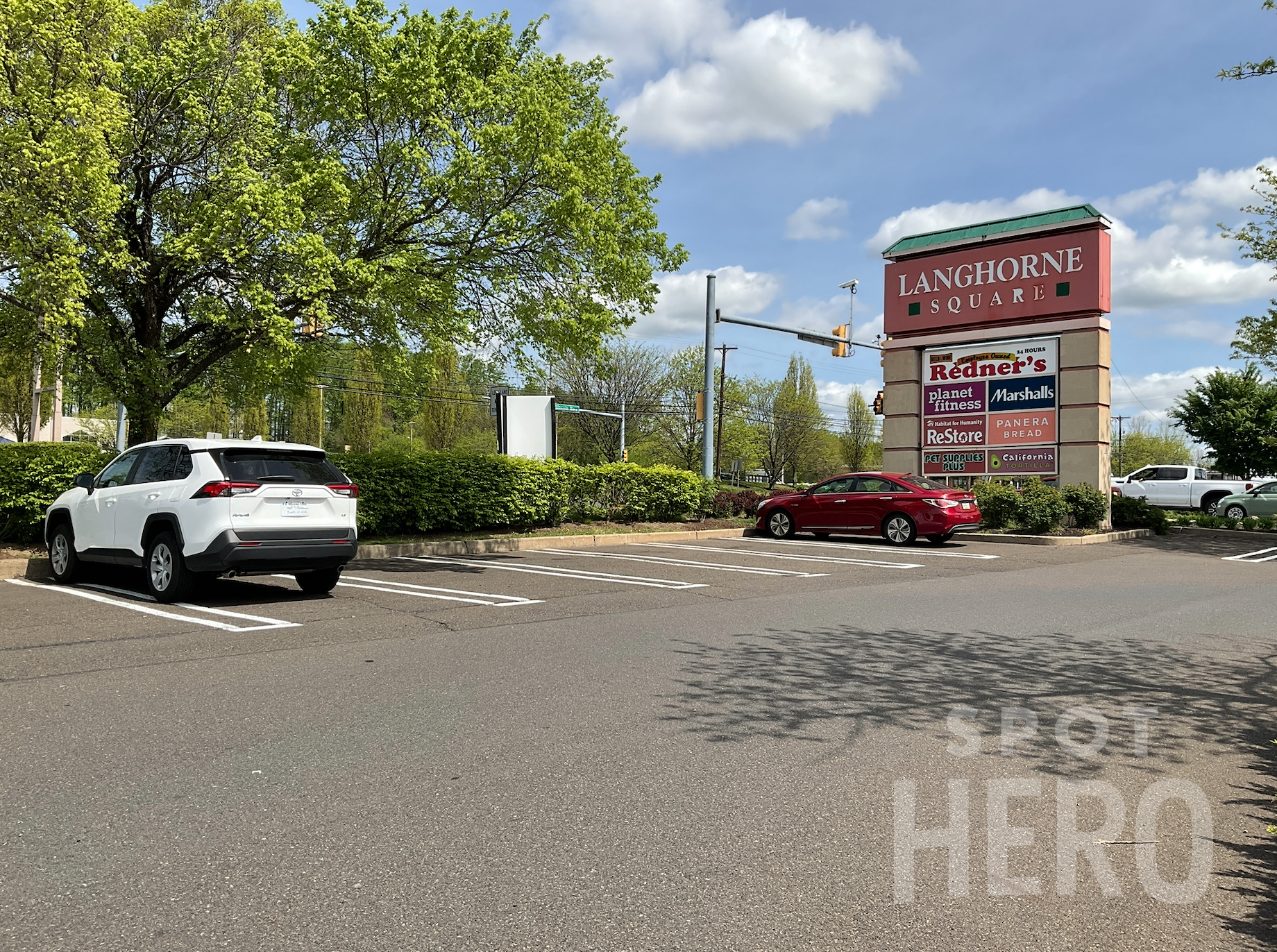 1345 Lincoln Highway Parking