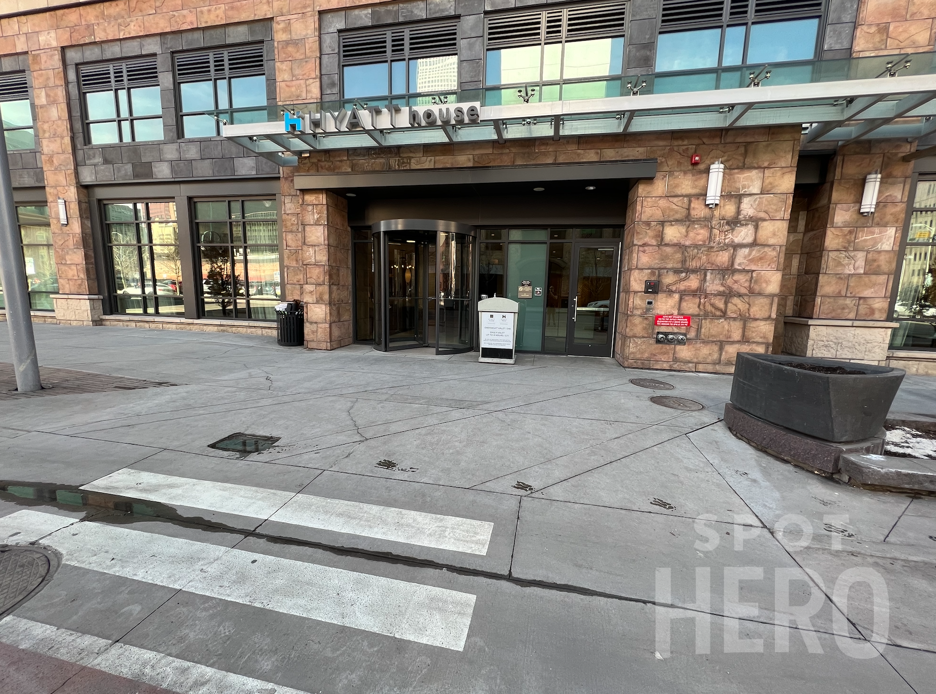 440 14th Street Parking