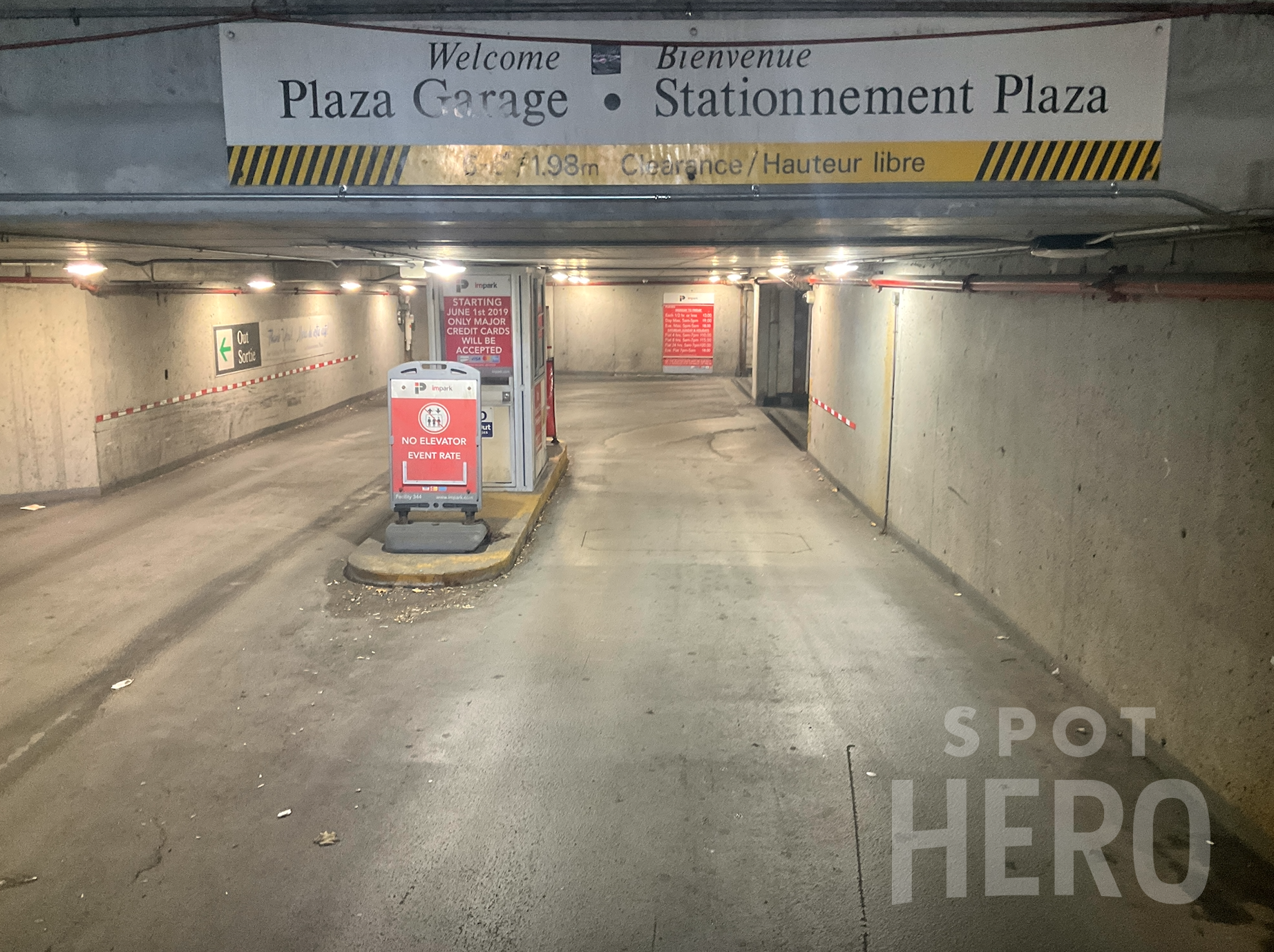 Rogers Centre Parking, 305 Bremner Blvd, Toronto, ON, Parking Garages -  MapQuest