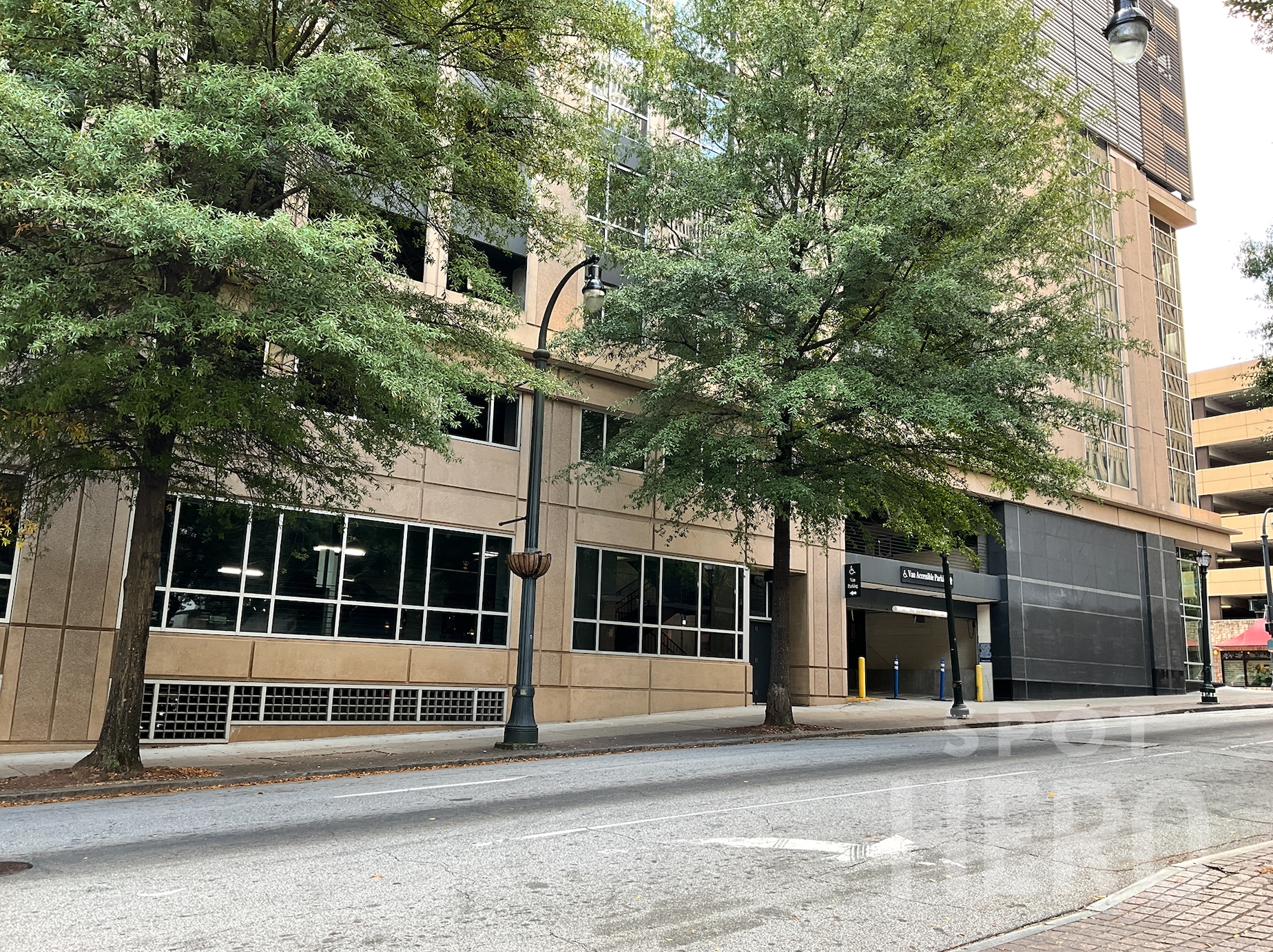 86 Andrew Young International Boulevard Northeast Parking