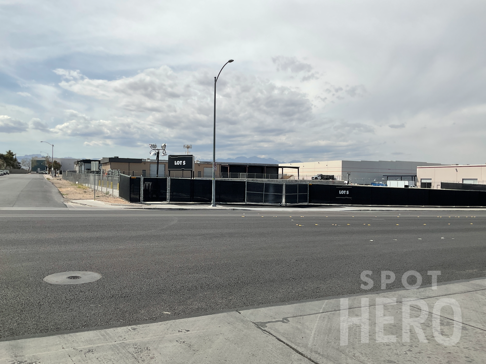 5575 Polaris Avenue Parking