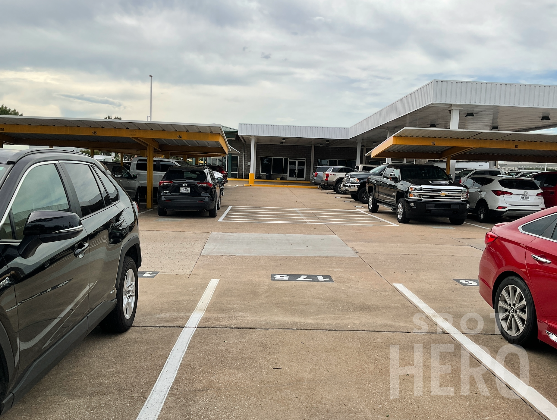 4505 Plaza Drive Parking