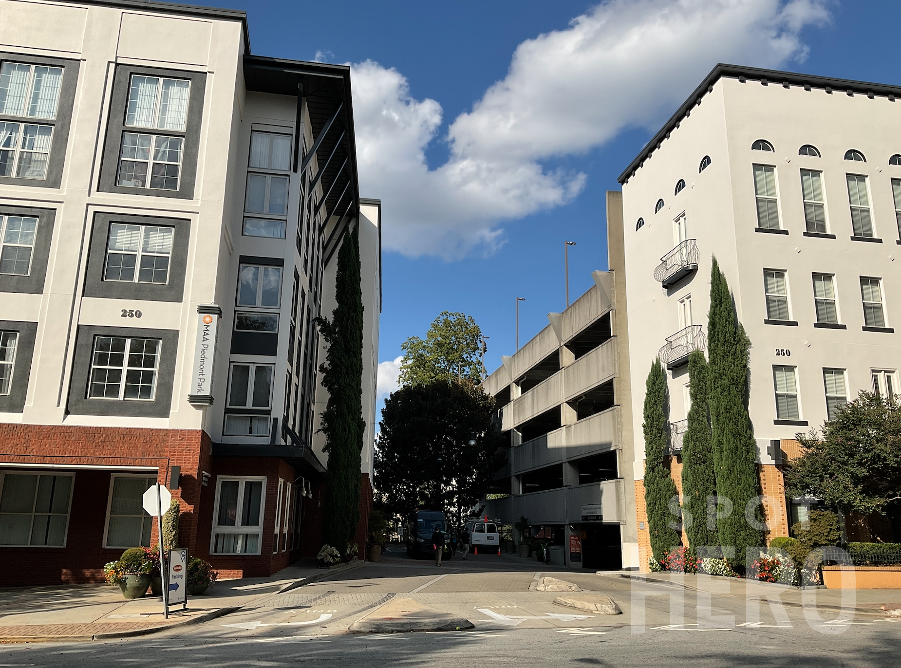 250 10th Street Northeast Parking