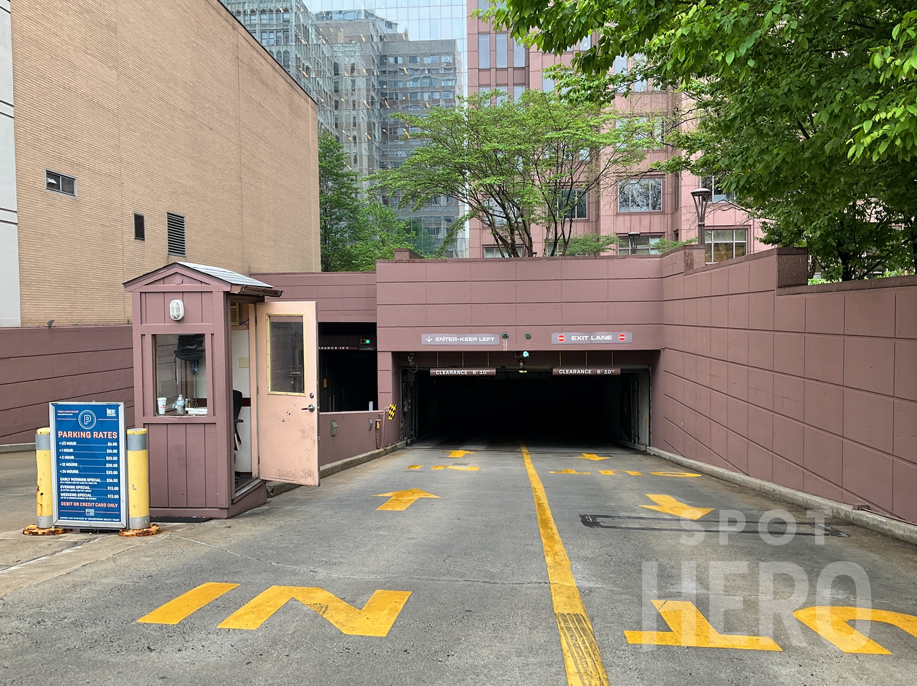 1716 Cherry Street Parking