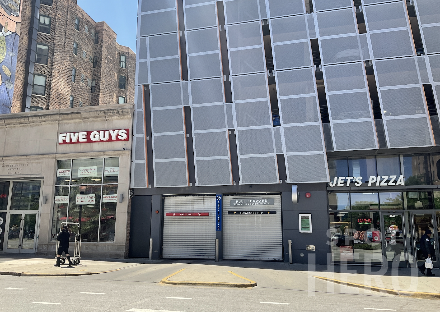 1140 South Wabash Avenue Parking