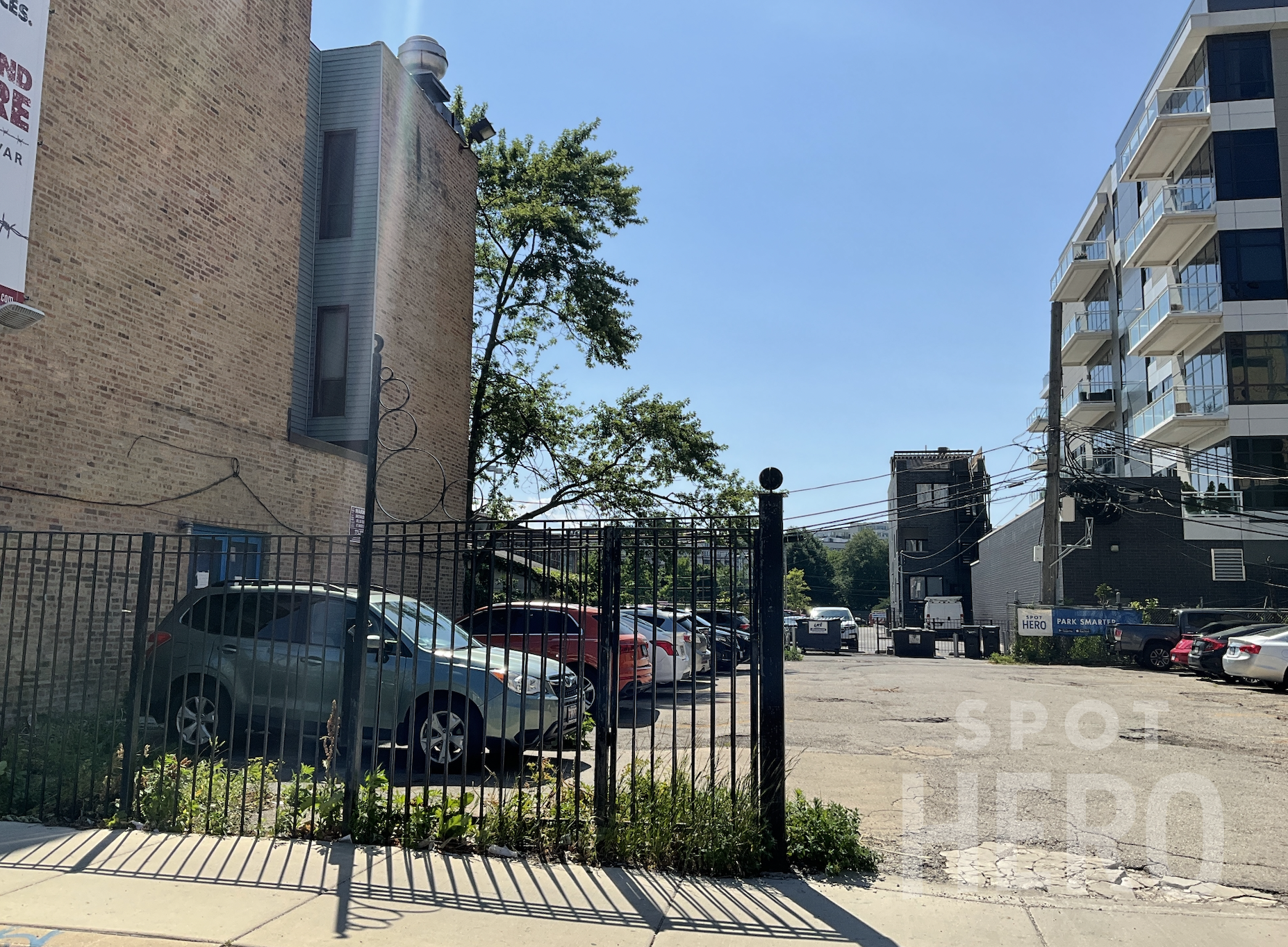864 North Orleans Street Parking