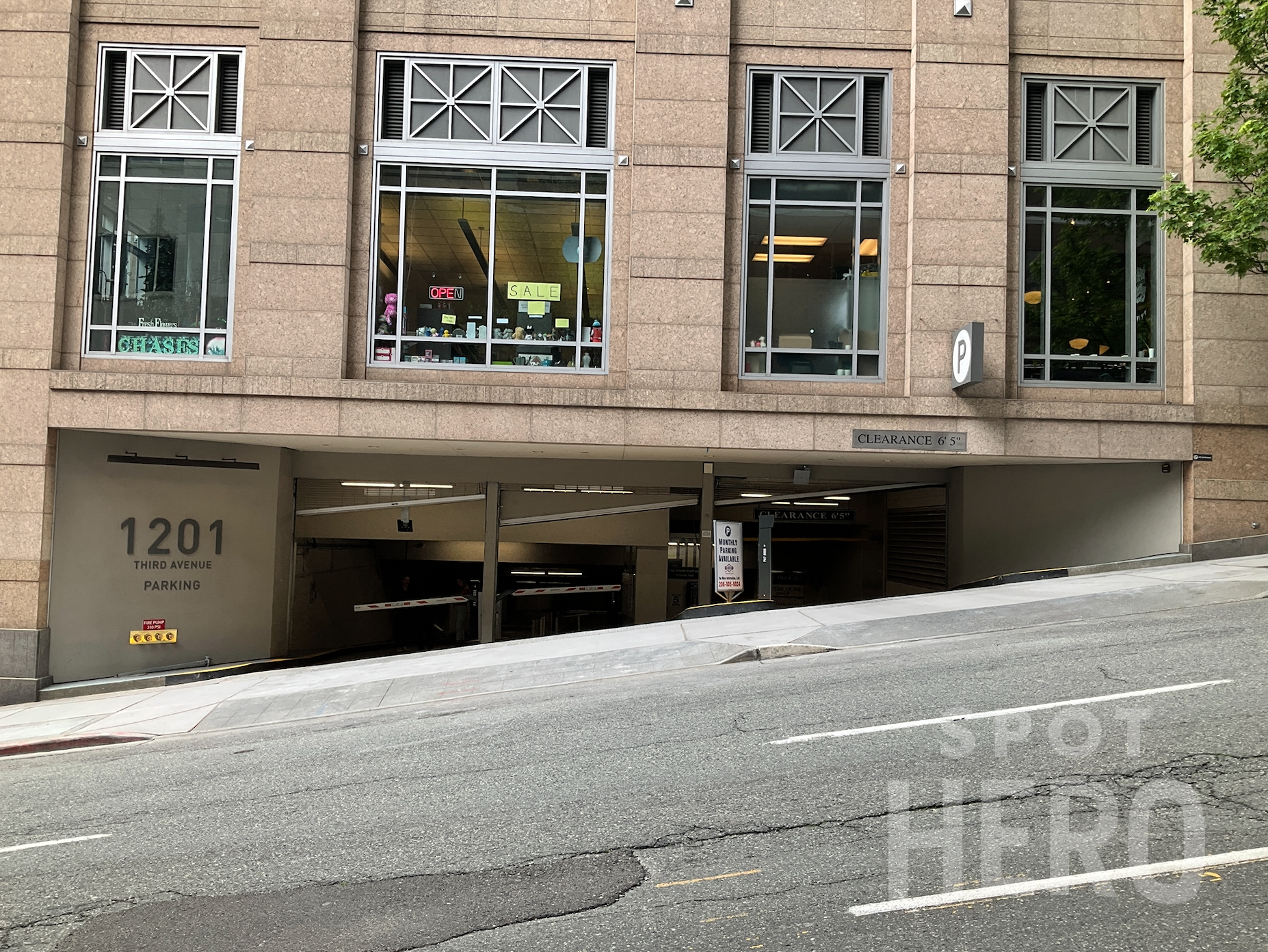 266 Seneca Street Parking