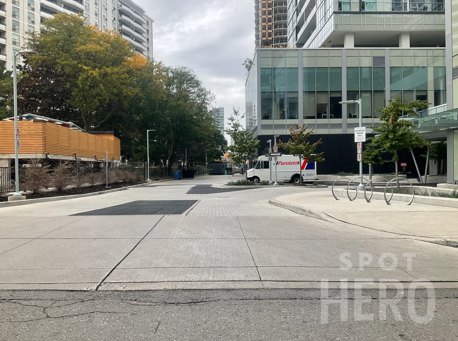 5200 Yonge Street Parking