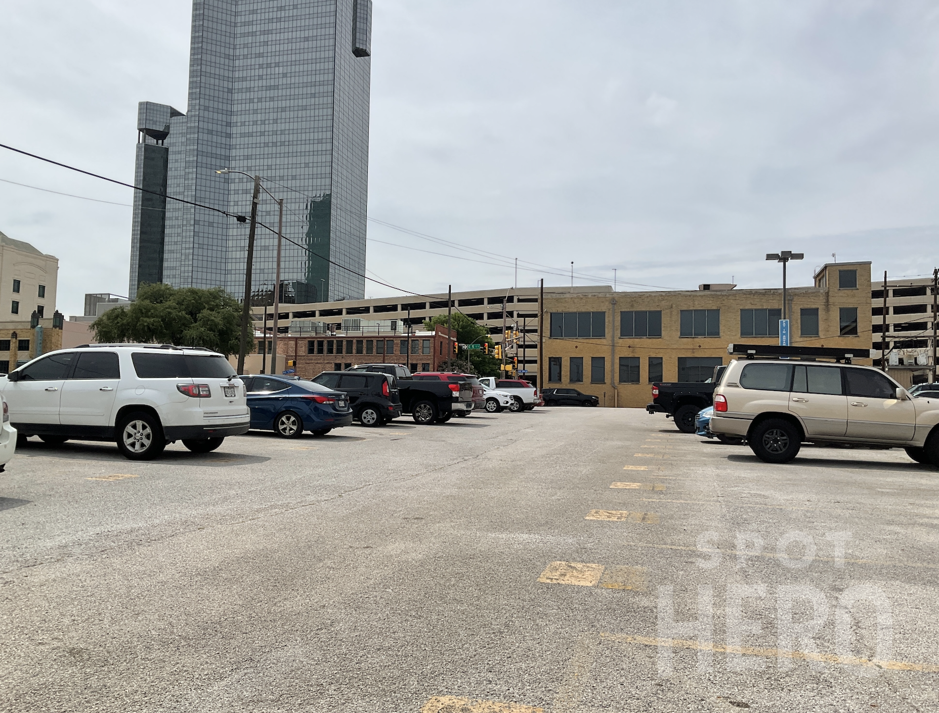 607 South Jones Street Parking